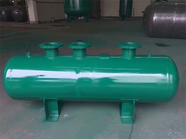 阿克苏阿克苏阿克苏蒸汽分气缸1.jpeg